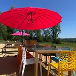La Ferme Des Lamas Dordogne 팜스테이 Saint-Cyr-Les-Champagnes