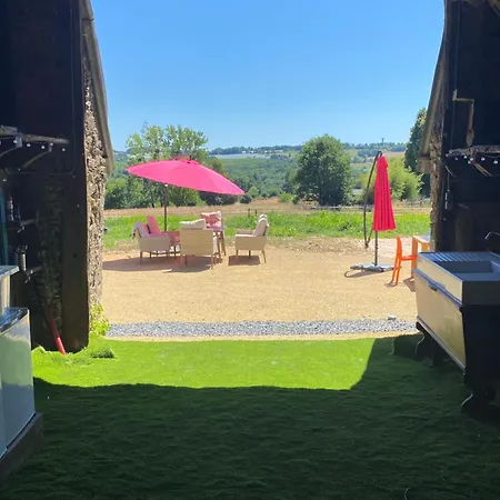 The Llama Farm France Saint-Cyr-Les-Champagnes