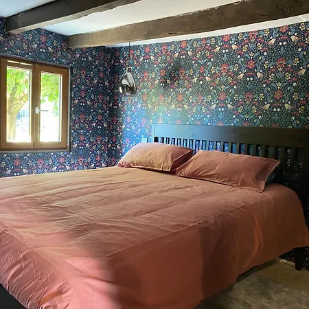 Campingplatz La Ferme Des Lamas Dordogne Saint-Cyr-Les-Champagnes